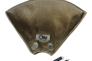 A piece of cloth that is attached to the back of a motorcycle.
